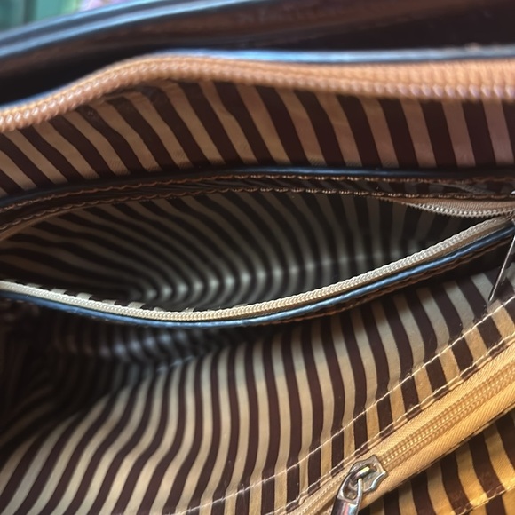 Vernis Like EUC Tote Bag Large and Shiny PU - Picture 12 of 16